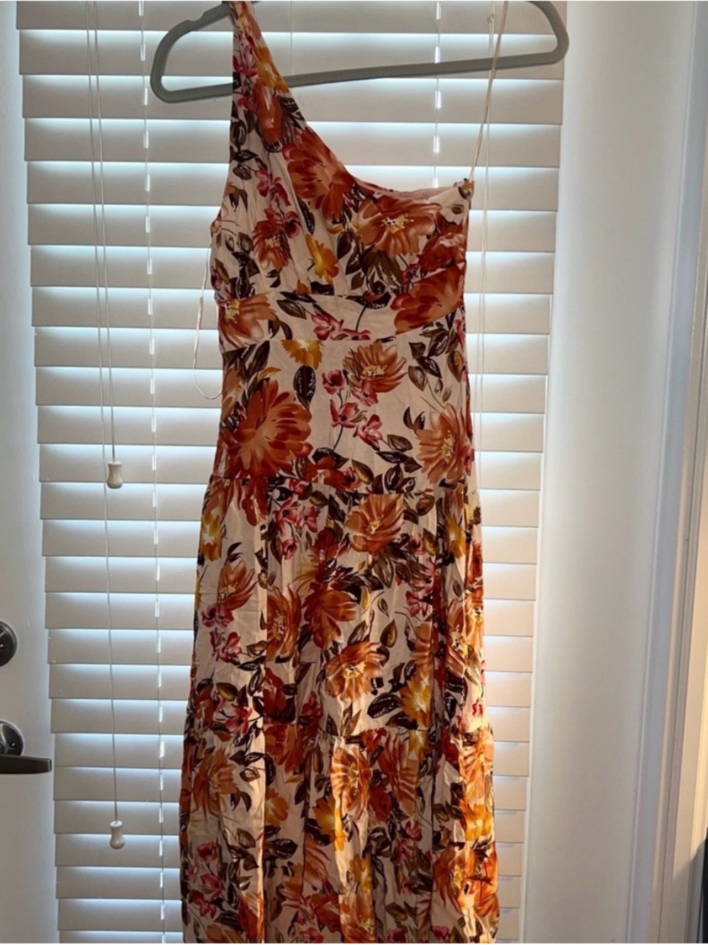 Petal & Pup One-Shoulder White and Orange Floral Midi Dress - Picture 3 of 4